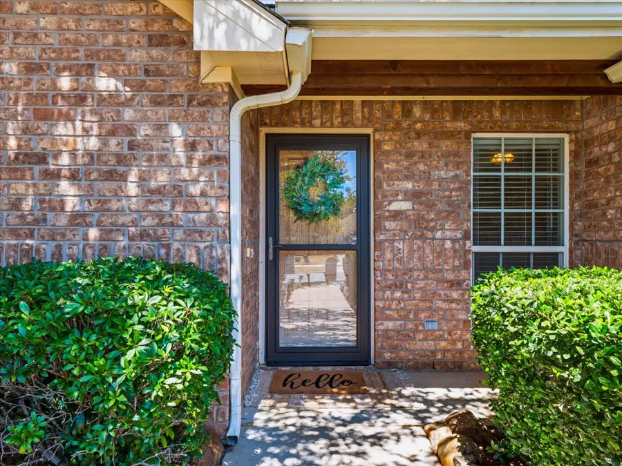 732 Countryside Drive, Aubrey, TX 76227 - #2