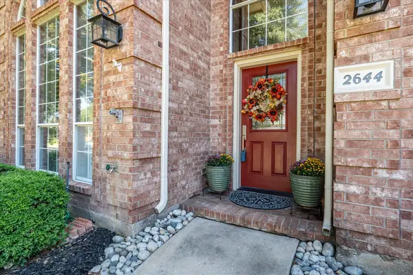 2644 Newcastle Drive, Carrollton, TX 75007
