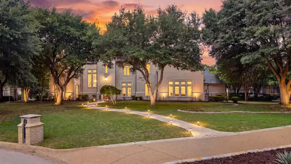6704 Blair Court, Benbrook, TX 76132