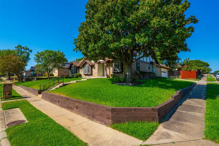 3824 Fox Hollow Drive, Bedford, TX 76021 - #3