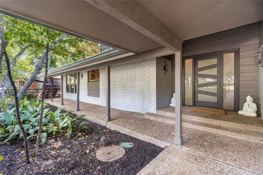 8242 San Cristobal Drive, Dallas, TX 75218 - #2