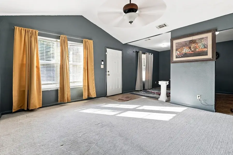 2335 Bethurum Avenue, Dallas, TX 75215 - #3