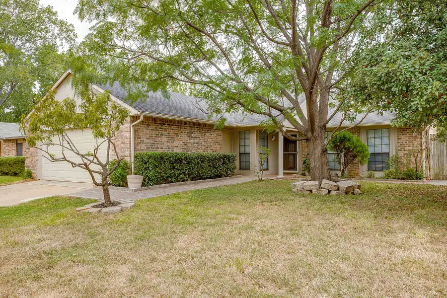 7913 Bermejo Road, Fort Worth, TX 76112 - #2