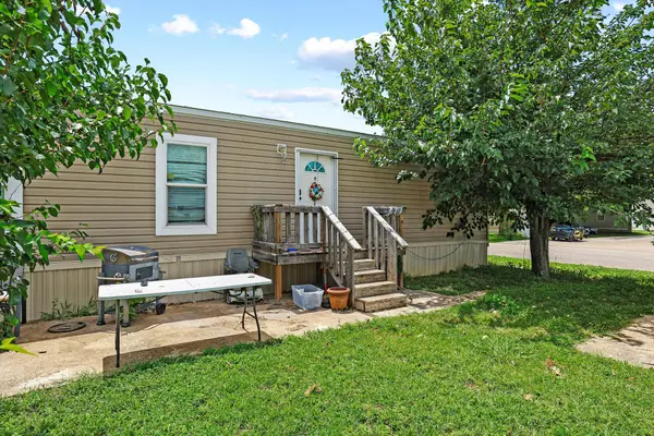 132 Knollwood Drive, Sherman, TX 75092