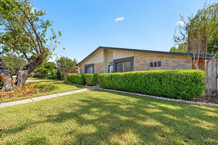 2922 Bonanza Lane, Garland, TX 75042 - #2