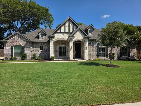 6001 Allison Drive, Midlothian, TX 76065