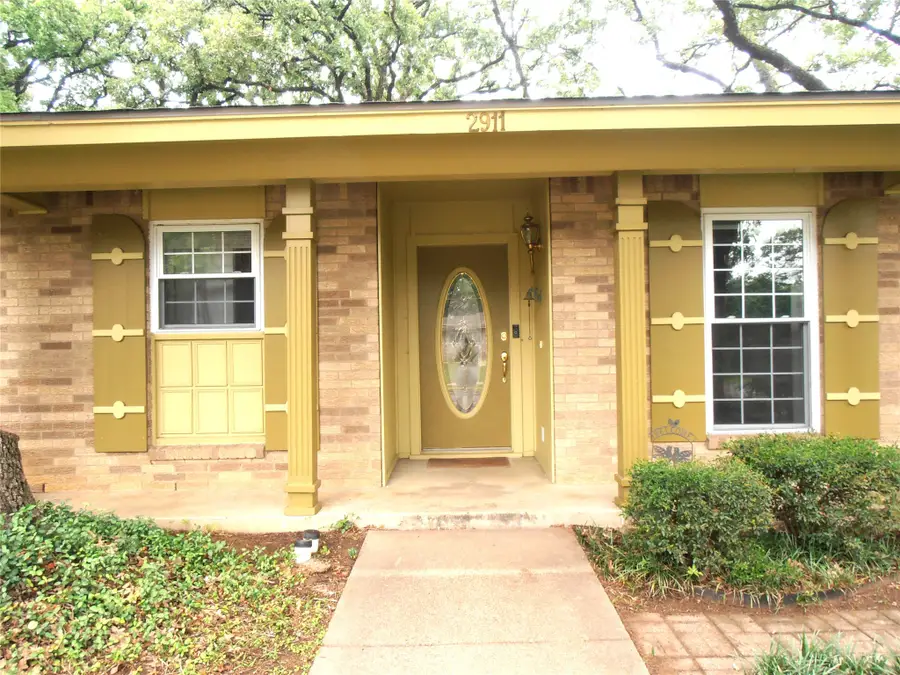 2911 Norwood Lane, Arlington, TX 76013 - #2