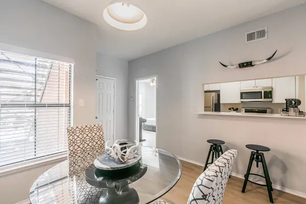 3212 Donnelly Circle #501, Fort Worth, TX 76107