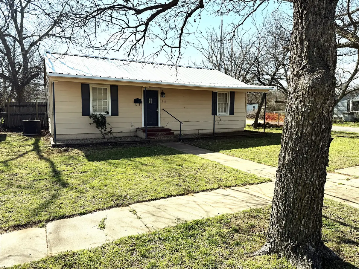 1211 W 12th Street, Cisco, TX 76437 - #1