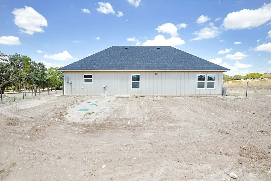 367 Lake Country Drive, Granbury, TX 76049 - #2