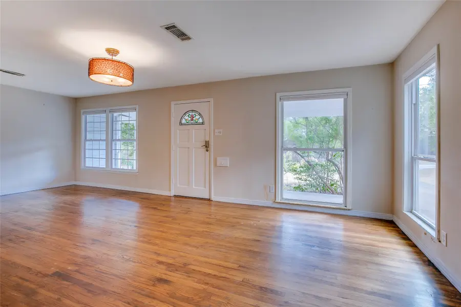 1806 Lakeland Drive, Dallas, TX 75218 - #3