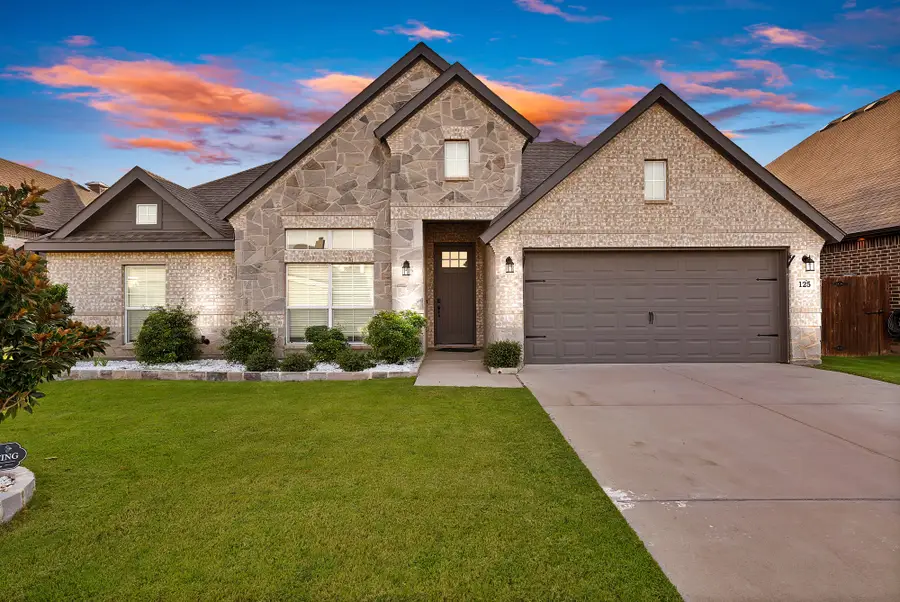 125 Colonial Drive, Joshua, TX 76058 - #2
