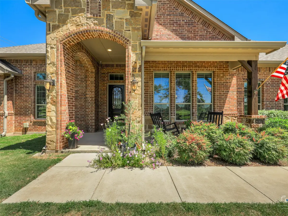 101 Sandlin Court, Springtown, TX 76082 - #1