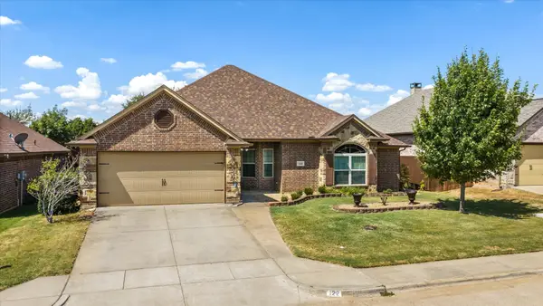 122 Donna Circle, Granbury, TX 76049