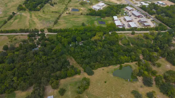 165 Private Road 6047, Wills Point, TX 75169