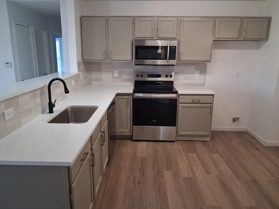 414 Valley Mills Drive, Arlington, TX 76018 - #2