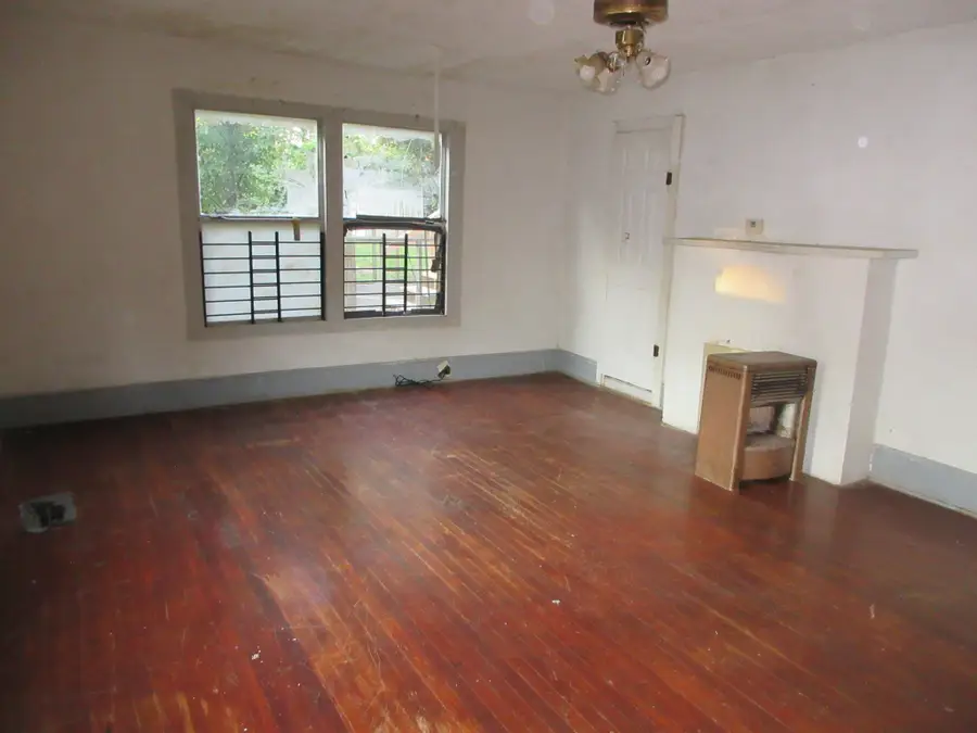 115 E Topeka Street, Shreveport, LA 71101 - #2