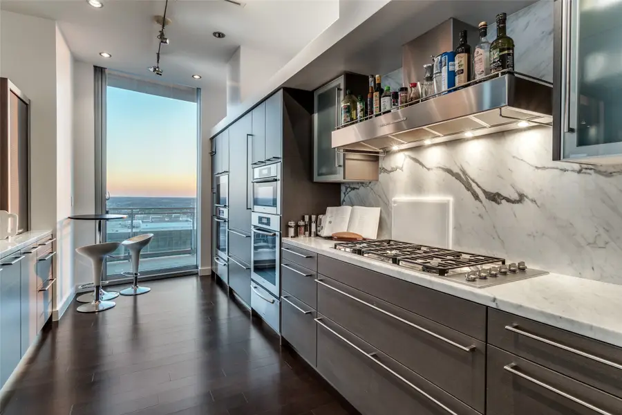 2900 Mckinnon Street #2701, Dallas, TX 75201 - #3