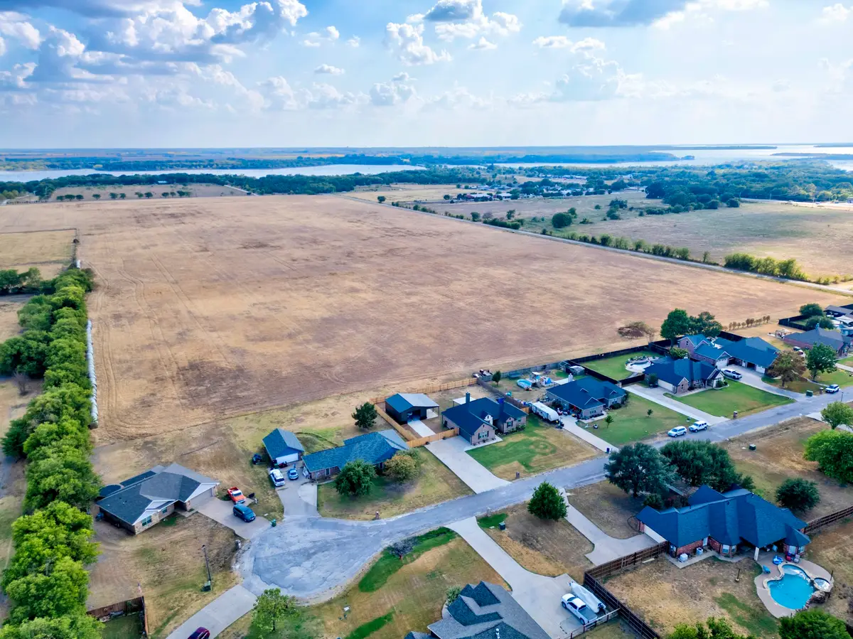 612 Fawn Trail, Tioga, TX 76271 - #1