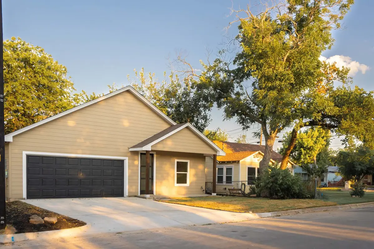 321 S Rusk, Weatherford, TX 76086 - #1