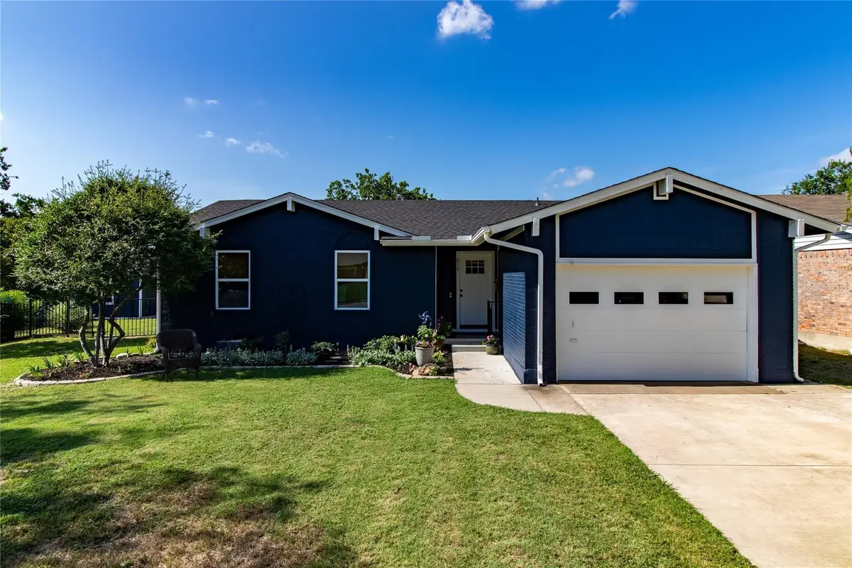 818 E Heath Street, Rockwall, TX 75087 - #1