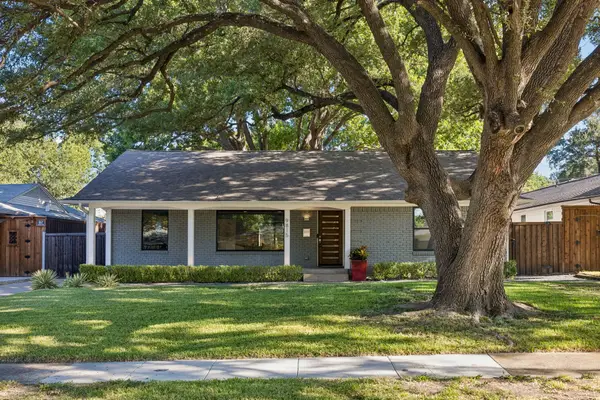 9815 Fitzroy Drive, Dallas, TX 75238