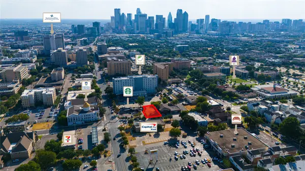 911 N Haskell Avenue, Dallas, TX 75204