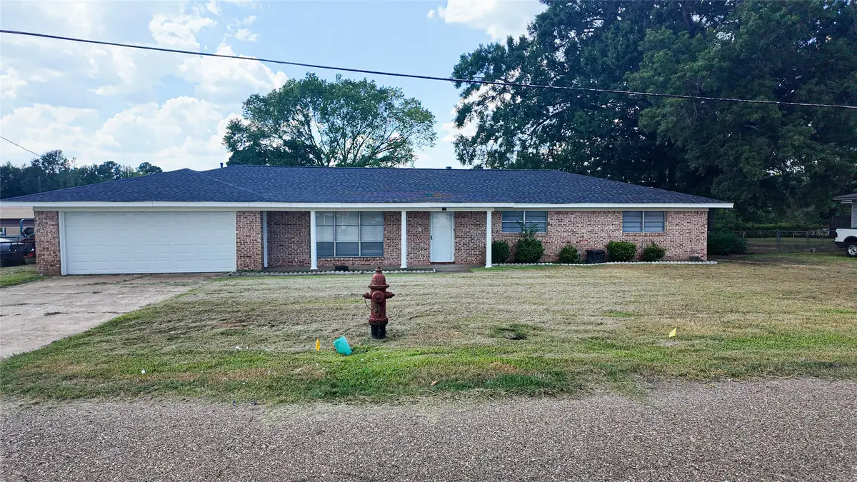 103 W 1st Street, Hooks, TX 75561 - #1