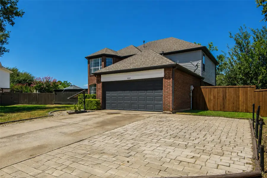 337 Bluewood Lane, Lake Dallas, TX 75065 - #2