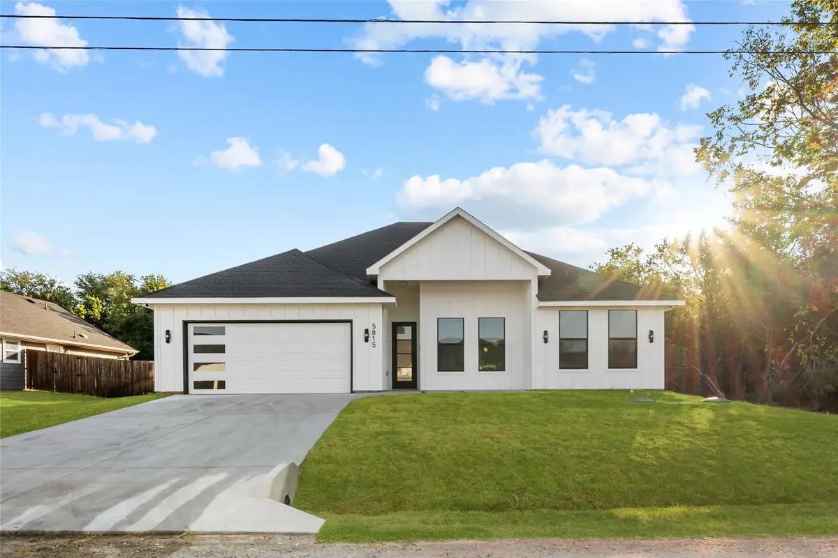 5815 Belaire Circle, Granbury, TX 76048 - #1