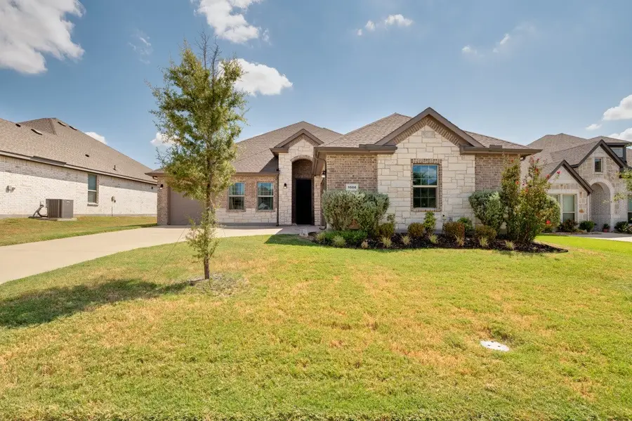 1006 Summer Grove Drive, Midlothian, TX 76065 - #2