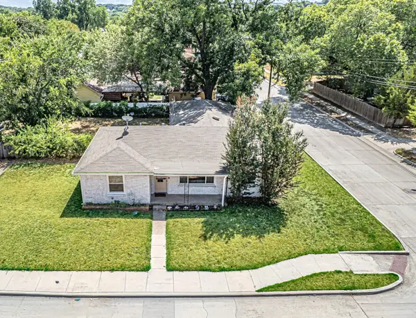 5761 Tracyne Drive, Westworth Village, TX 76114