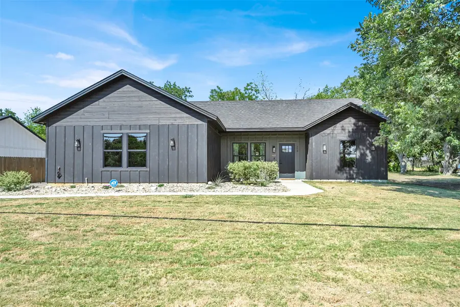 928 Country Club Road, Cleburne, TX 76033 - #2