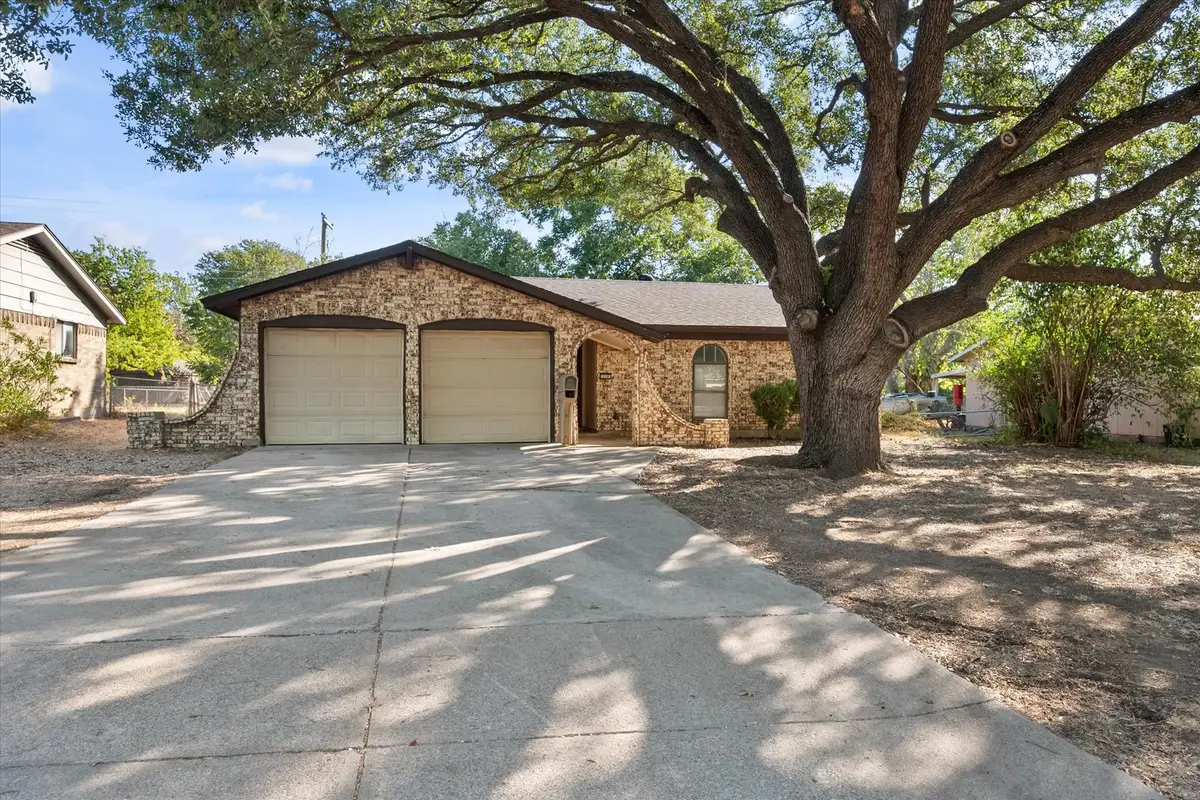 316 NW Summercrest Boulevard, Burleson, TX 76028 - #1