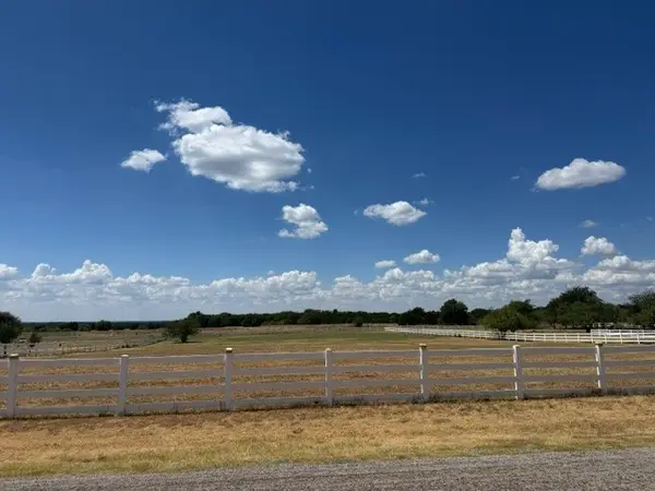 1766 Highland Drive, Whitney, TX 76692