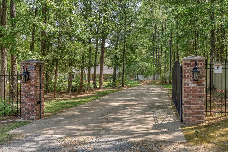 8602 Springwood Road, Shreveport, LA 71129 - #2