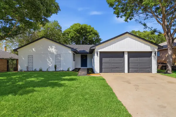 3405 Mill Ridge, Bedford, TX 76021