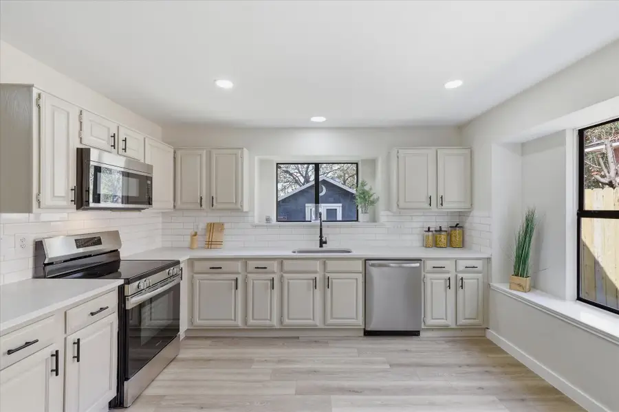3405 Mill Ridge, Bedford, TX 76021 - #3