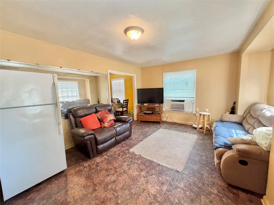 3137 Reuter Avenue, Waco, TX 76708 - #3