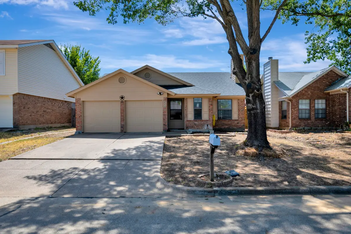 4210 Meadow Park Drive, Arlington, TX 76017 - #1