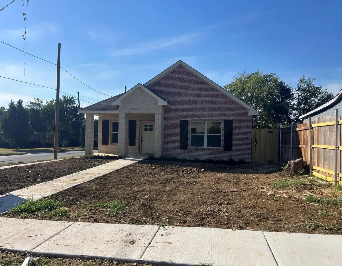 4340 M Avenue, Fort Worth, TX 76105 - #1