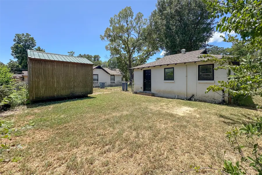 909 Alice Street, Trinidad, TX 75163 - #2