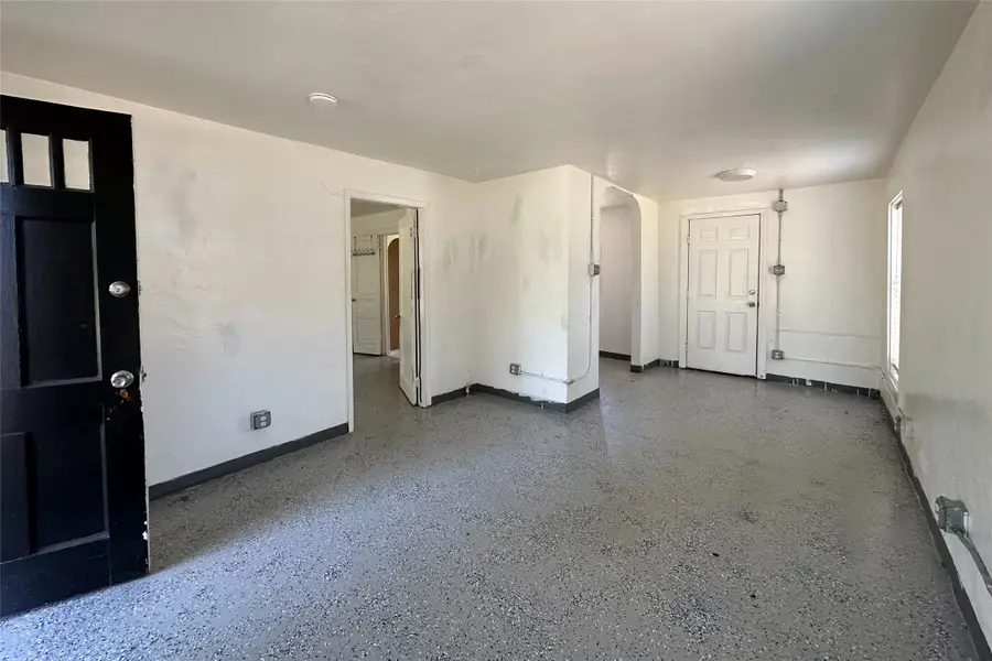 909 Alice Street, Trinidad, TX 75163 - #3