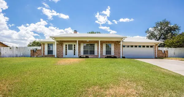 3836 Cresthill Road, Benbrook, TX 76116