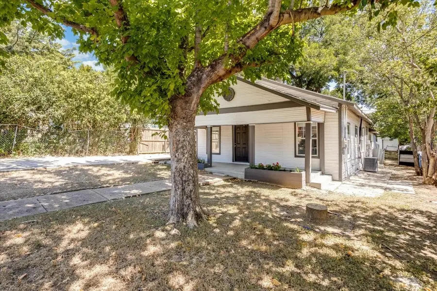 930 S Vernon Avenue, Dallas, TX 75208 - #2