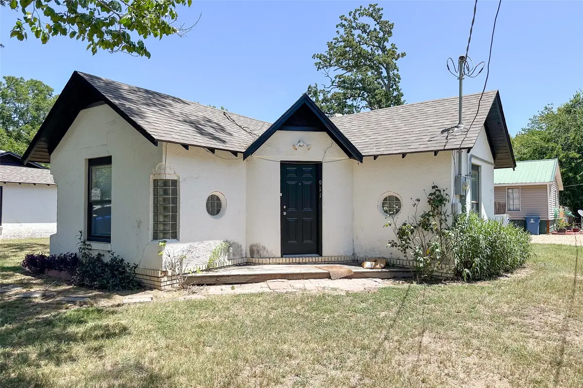 911 Alice Street, Trinidad, TX 75163 - #1