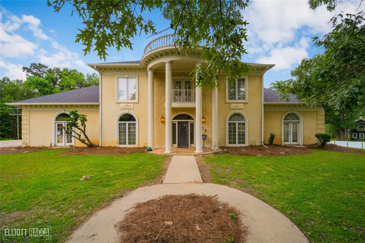 1005 Orange, Many, LA 71449 - #1