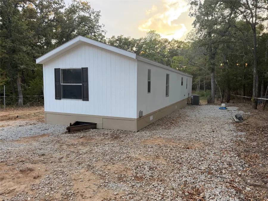 9374 Amy Drive, Hawk Cove, TX 75474 - #2