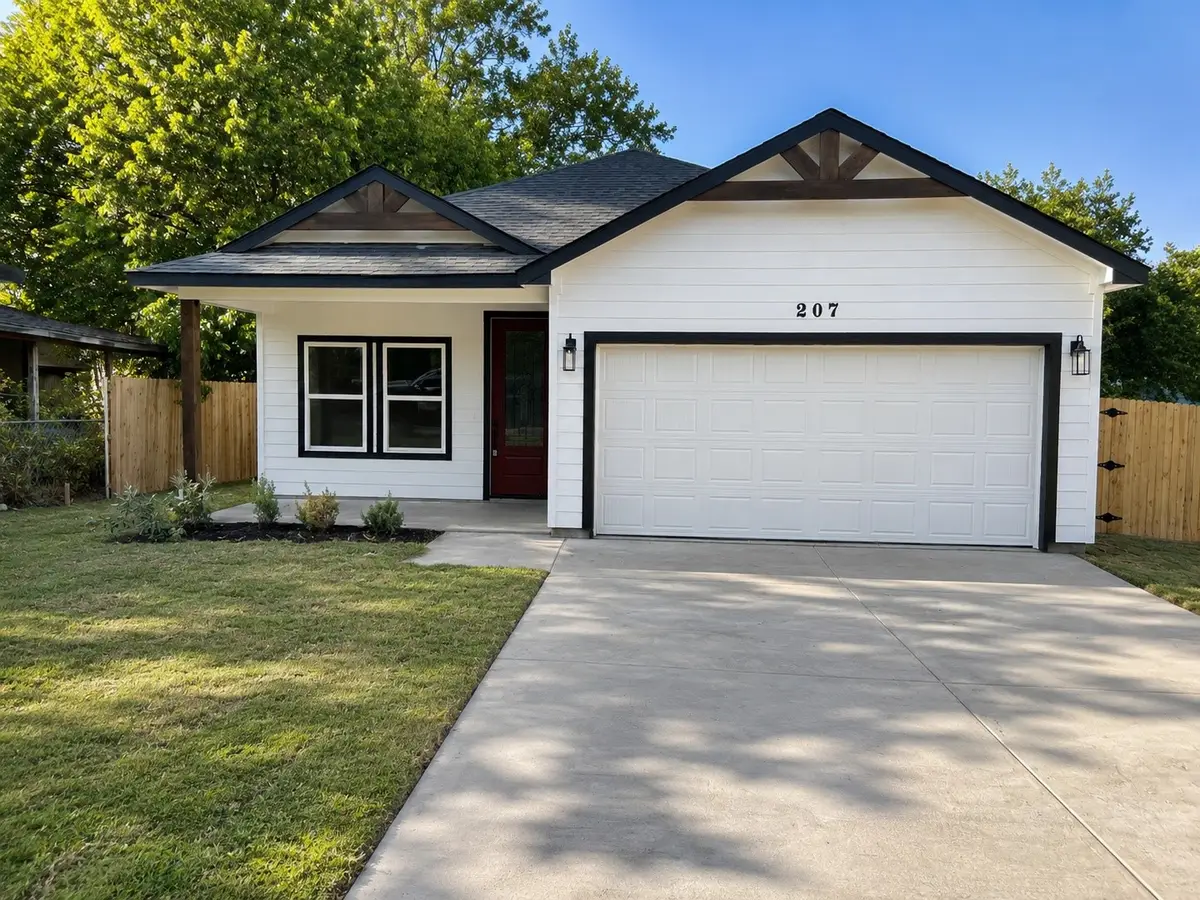 207 Cotton Street, Alvarado, TX 76009 - #1