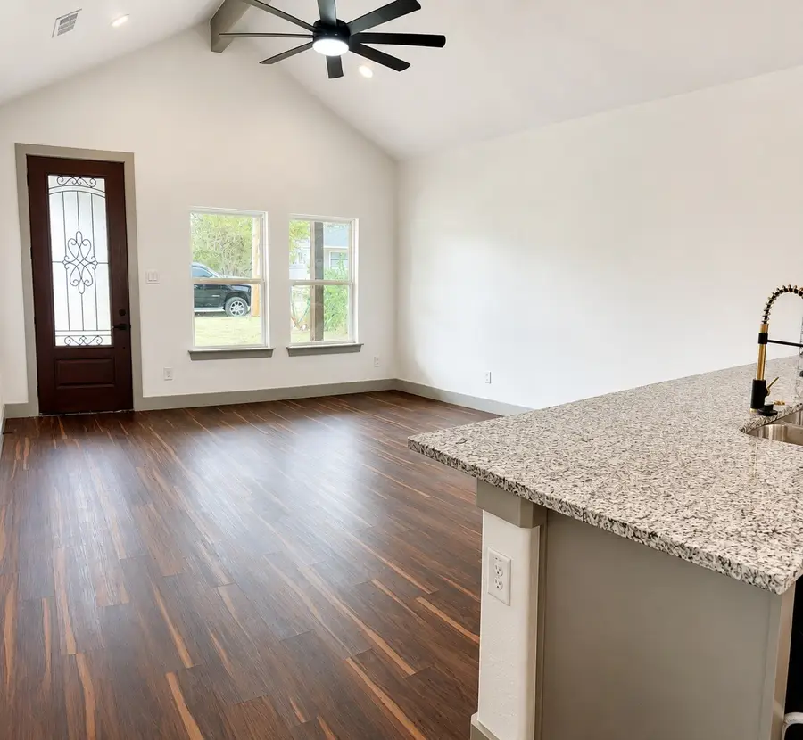 207 Cotton Street, Alvarado, TX 76009 - #3
